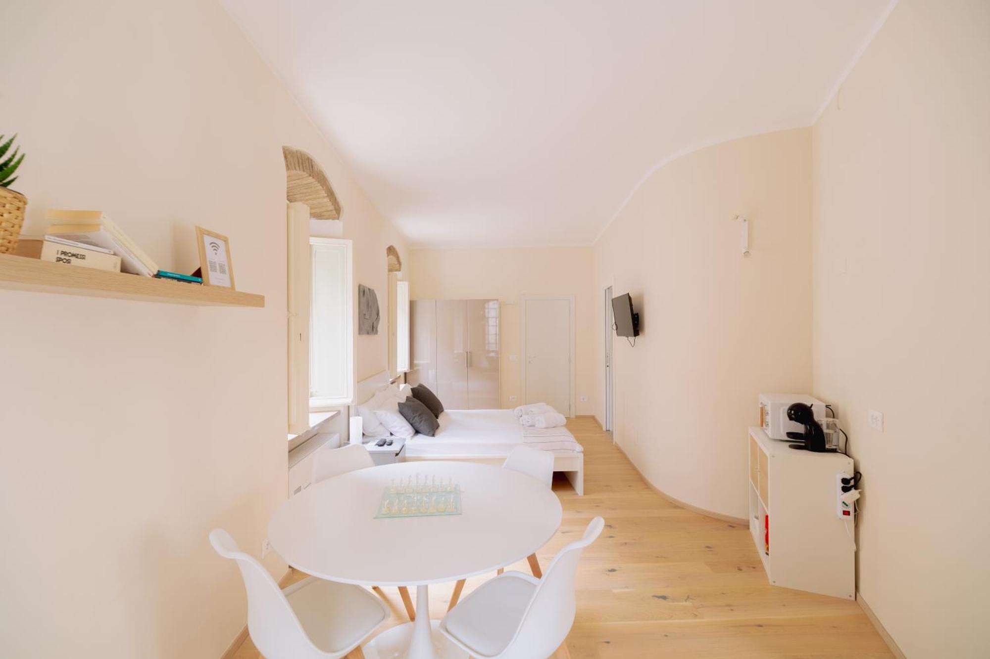 Suite Comunicanti, Tra Antico E Moderno Assisi Bagian luar foto